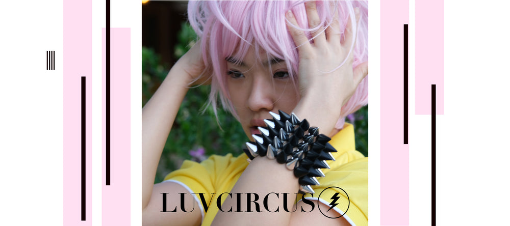 LUVCIRCUS haircare products-female model with cool pink hair- 001-hairbrush